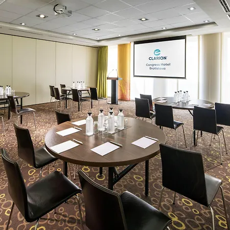 فندق Clarion Congress 4*