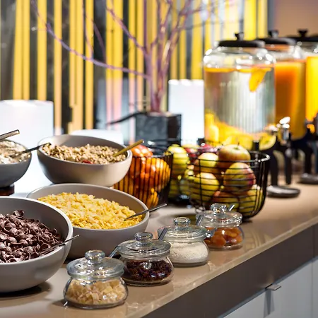 Отель Clarion Congress